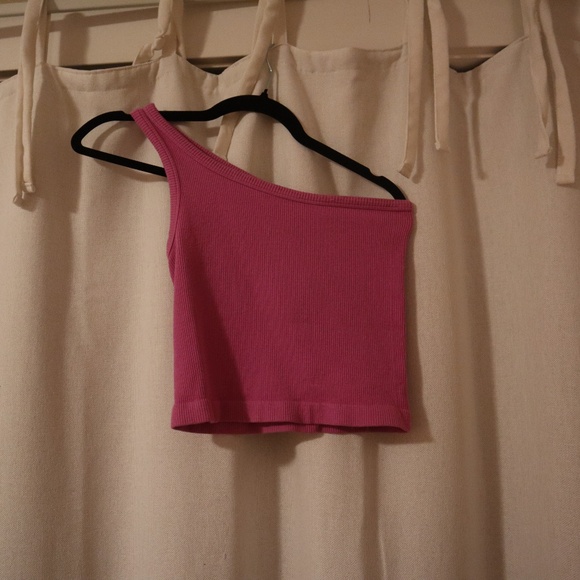 Dry Goods Pink Ribbed One Shoulder Crop T-Shirt - Picture 1 of 2